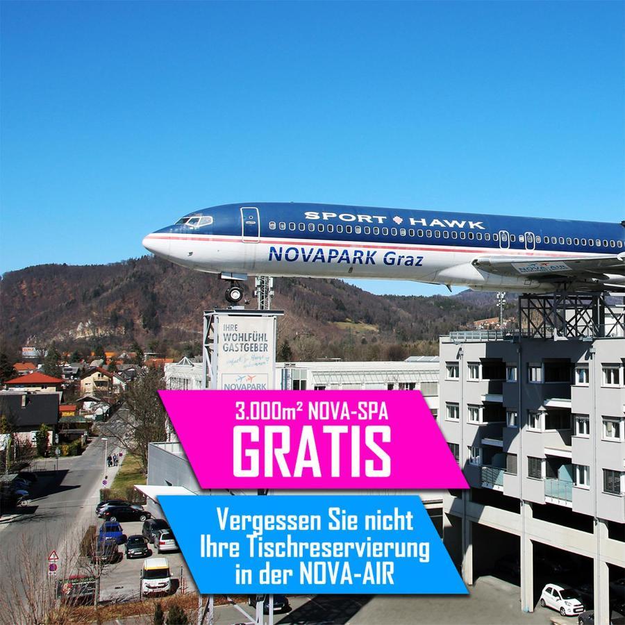 Novapark Flugzeughotel Graz Eksteriør billede